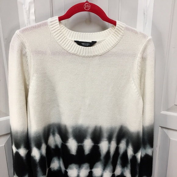 Simply Vera Tie Dye Pullover Long Sleeve Sweater - Picture 6 of 16